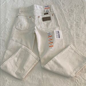 Wrangler Cream Straight-Leg Jeans SZ 8. NWT
